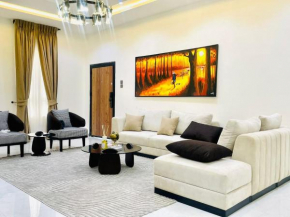 Rezis Residence
